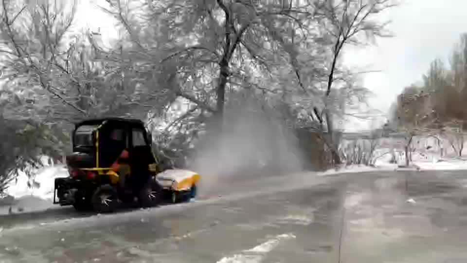 座驾式扫雪车 道路清雪机 雪滚刷