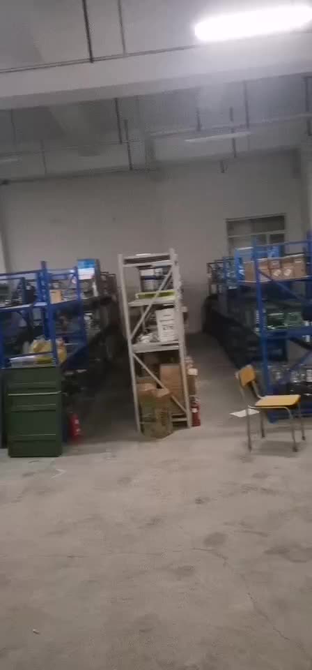 荣旺仓库轻型多层储物货架  超市用落地展示架蓝色