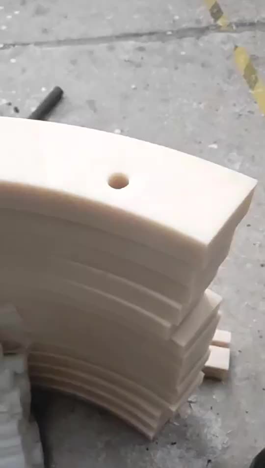 尼龙板塑料板mc白色阻燃含油浇注尼龙板现货供应pa66耐磨尼龙板材