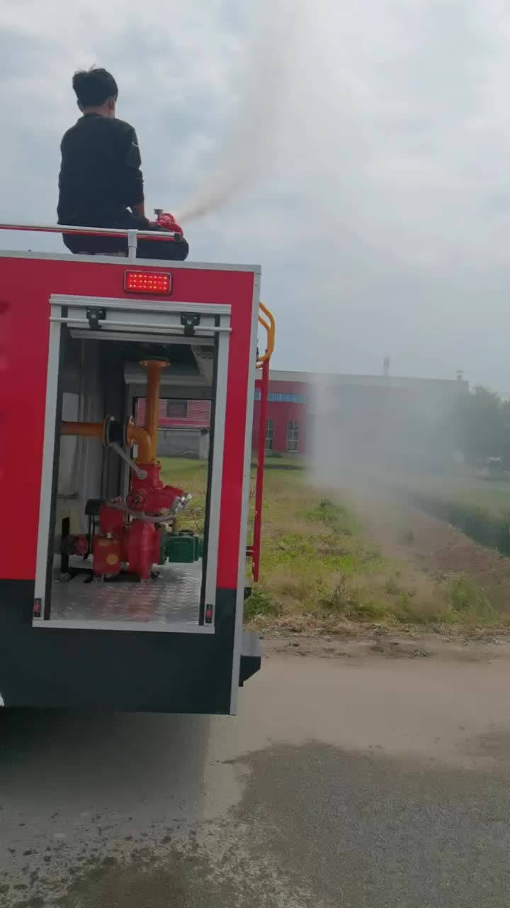 全新库存消防车5吨喷洒绿化园林水罐消防车 正规水一体泡沫消防车