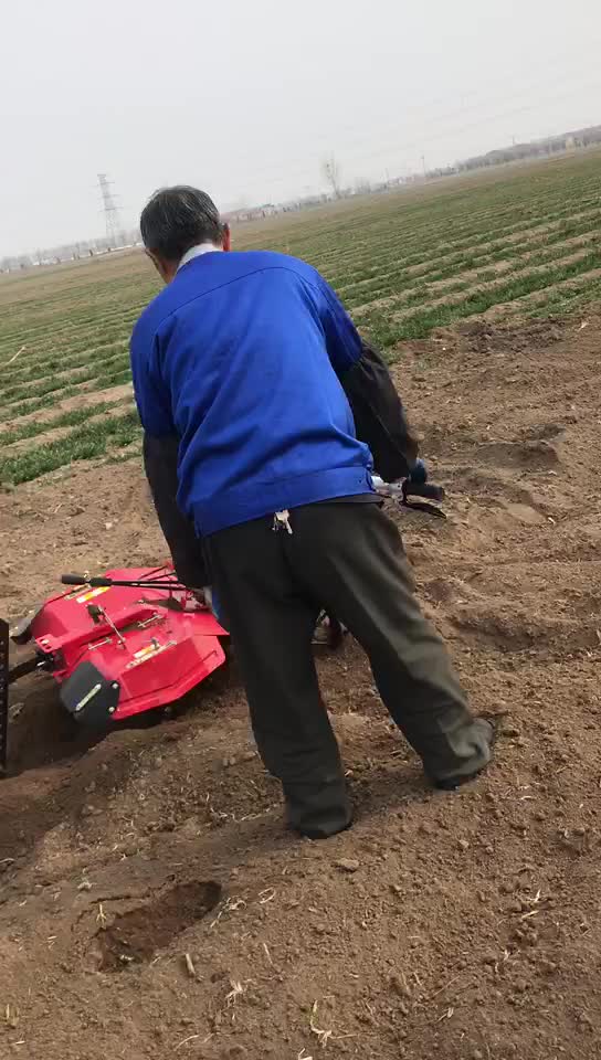1耕  小型微耕机工作视频 手扶自走式微耕机 新款农用微耕机