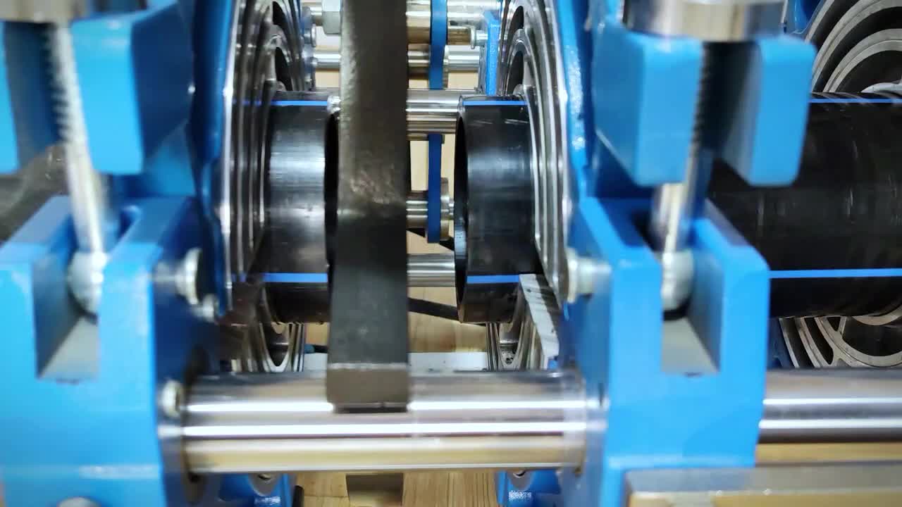 蓝色八达全自动热熔焊机视频